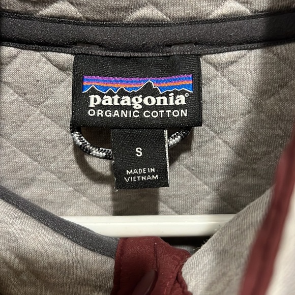 Womens 1/4 Snap Patagonia pullover - Picture 3 of 3